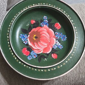 Hand-Painted Floral Wooden Plate in Forest Green